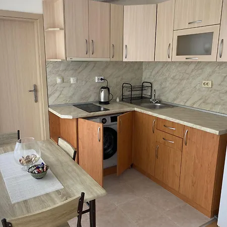 зора-обзор Διαμέρισμα