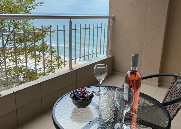 зора-обзор 公寓 *